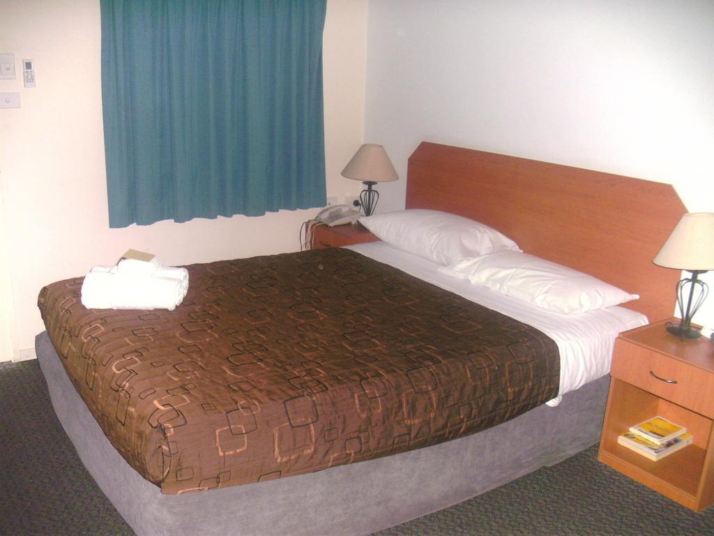 غلادستون Harbour City Motel المظهر الخارجي الصورة