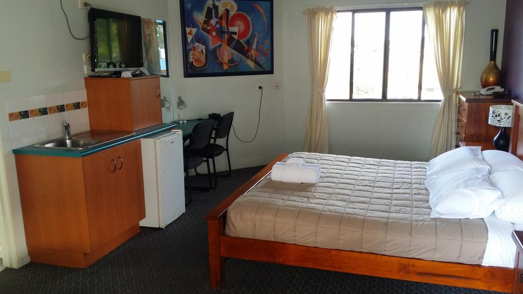 غلادستون Harbour City Motel المظهر الخارجي الصورة