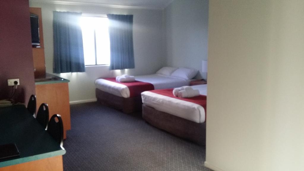 غلادستون Harbour City Motel المظهر الخارجي الصورة