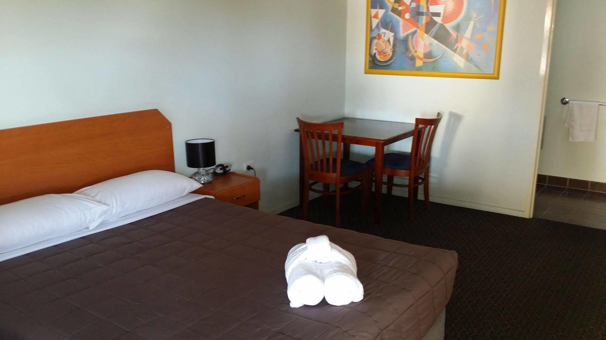 غلادستون Harbour City Motel المظهر الخارجي الصورة
